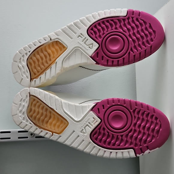 Fila Spring Sneakers - Picture 6 of 6